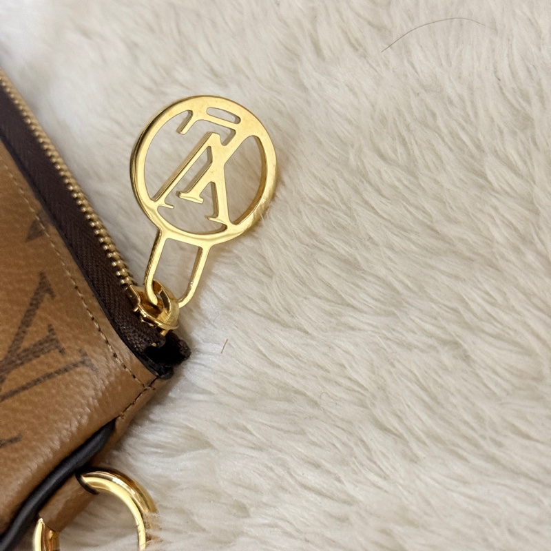 9新以上✨私物超甜賣🫶🏻好用又可愛的LV吐司零錢包 🍞焦糖咖啡色-5