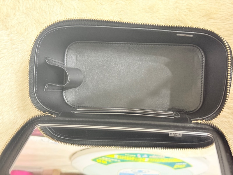 未使用品✨市場最甜價了🫶🏻chanel香奈兒黑色荔枝皮 皮穿鏈 長盒子 斜背包 撲克系列 化妝包-7