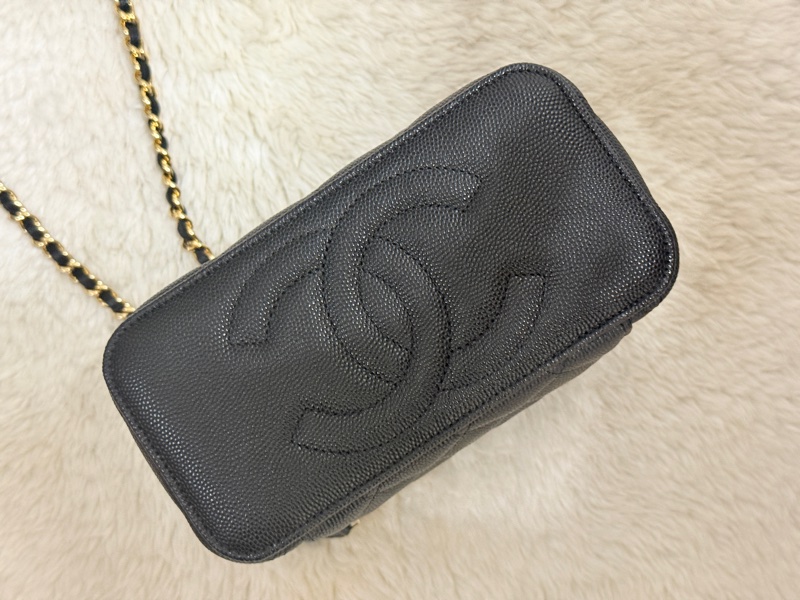 未使用品✨市場最甜價了🫶🏻chanel香奈兒黑色荔枝皮 皮穿鏈 長盒子 斜背包 撲克系列 化妝包-13