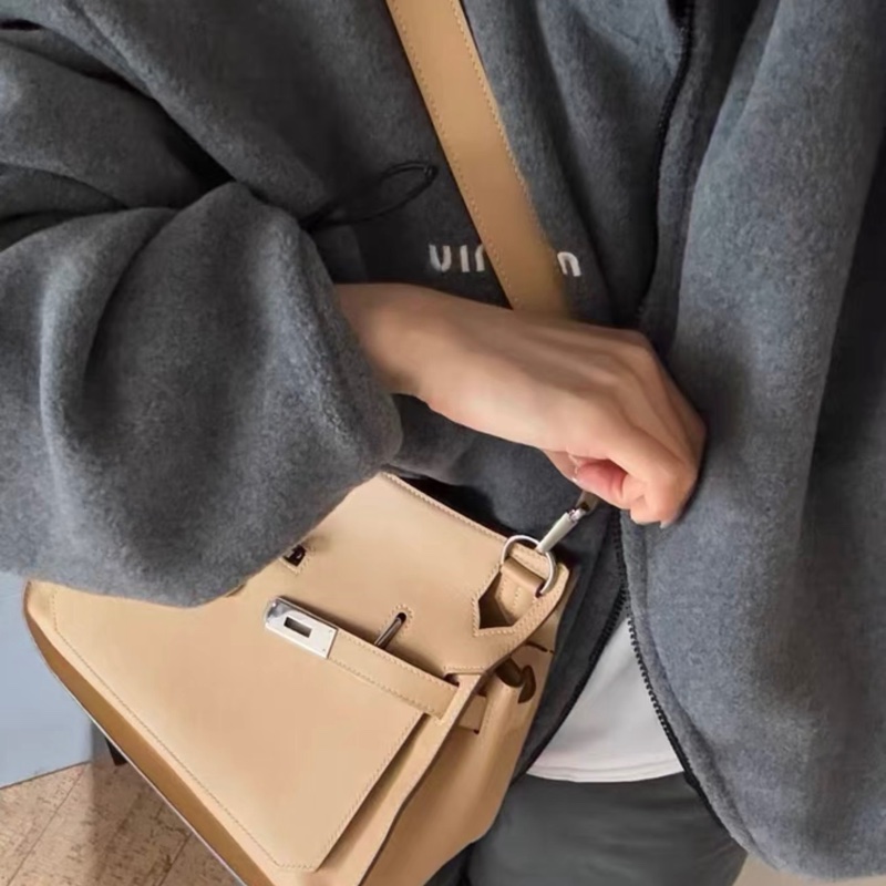 99新 Hermes愛馬仕吉普賽小號28cm 超美奶茶色風衣灰 銀扣,框Q刻,有塵袋-8