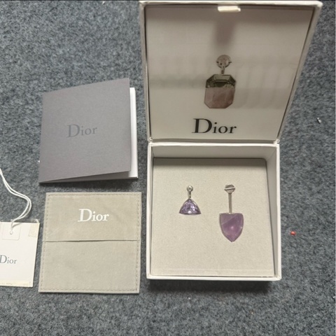 【99新✨ 全網最低價！】Dior 耳環 紫水晶 全套包裝Full Set