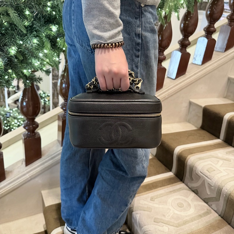 【97新 ✨ 全網最低價！】中古 Chanel香奈兒 飯盒包 化妝包 斜挎包 黑金 荔枝牛皮-3