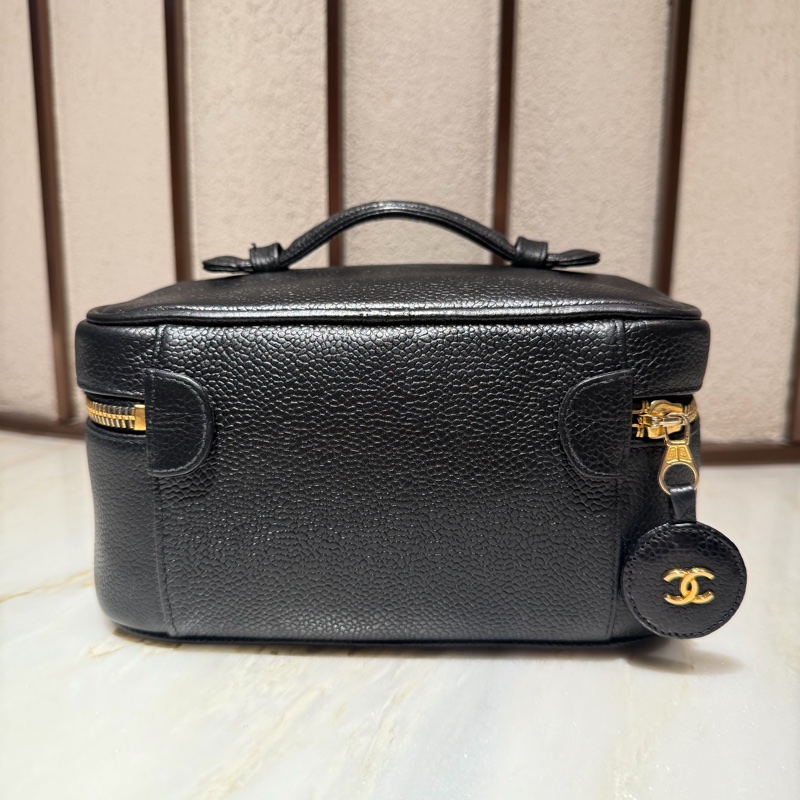 【97新 ✨ 全網最低價！】中古 Chanel香奈兒 飯盒包 化妝包 斜挎包 黑金 荔枝牛皮-6