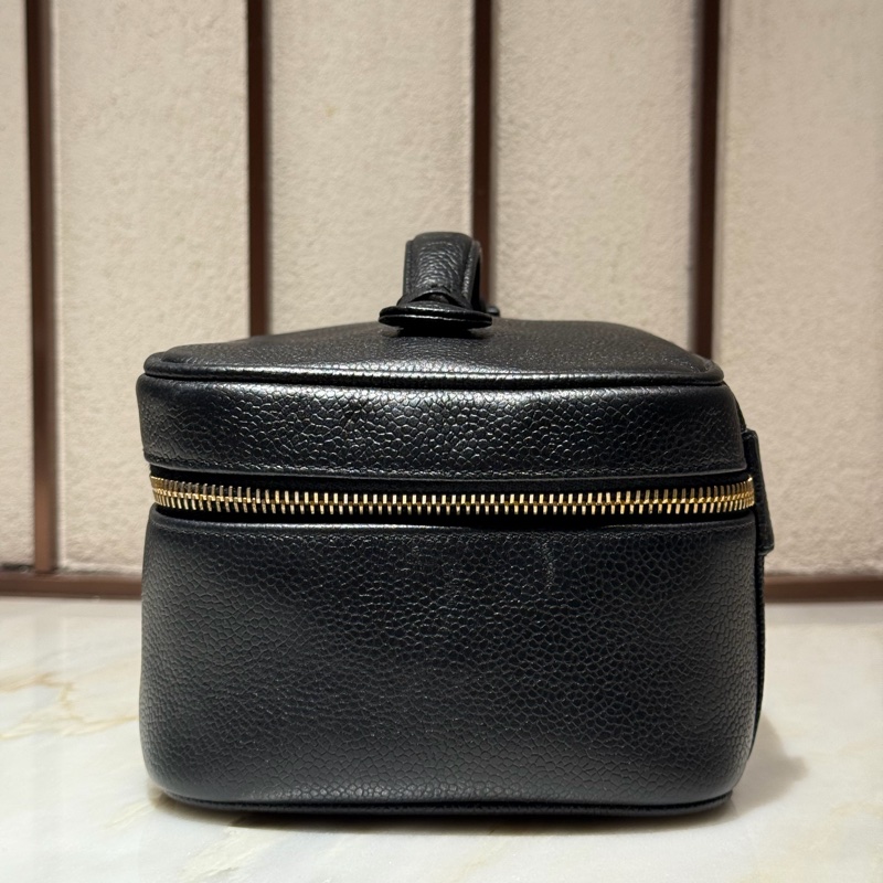 【97新 ✨ 全網最低價！】中古 Chanel香奈兒 飯盒包 化妝包 斜挎包 黑金 荔枝牛皮-10