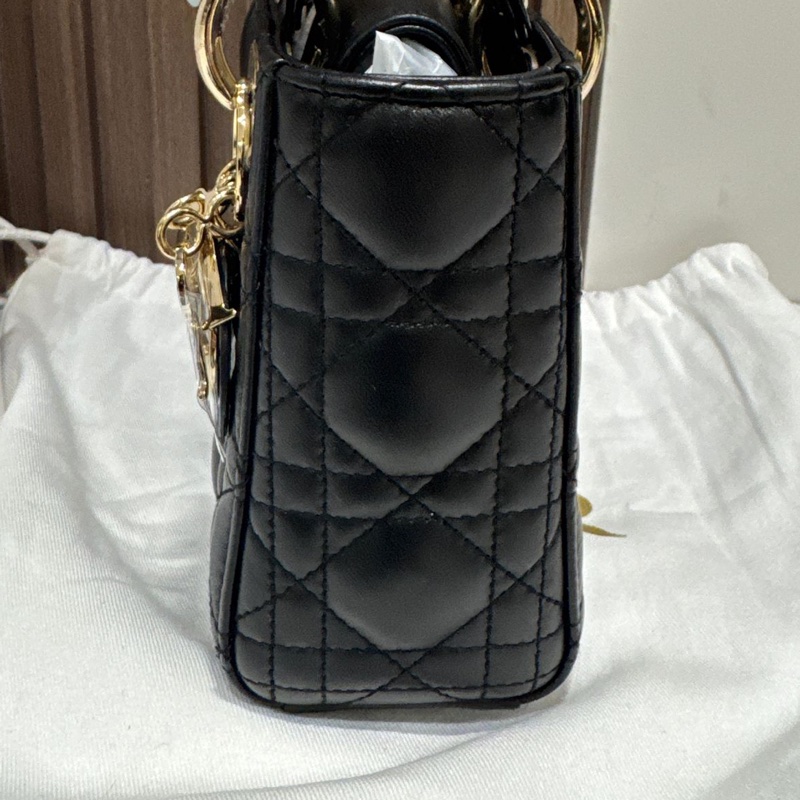 【全新 ✨ 全網最低價!】迷你 Lady Dior 戴妃黑色 金扣 三格 下單秒發 只有一顆❗️-6