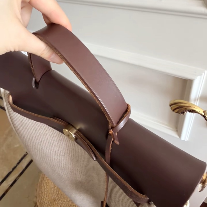 【經典配色✨小全套✨全網最低價】Hermes Herbag 31金棕雙肩包 中古包 可手提或單肩-6