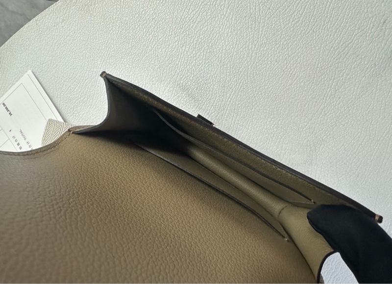 【99新大全套❗️有購證❗️經典保值✨全網最低價】Hermes愛馬仕Constance Slim腰包 大象灰銀扣 手拿錢包｜腰包-7