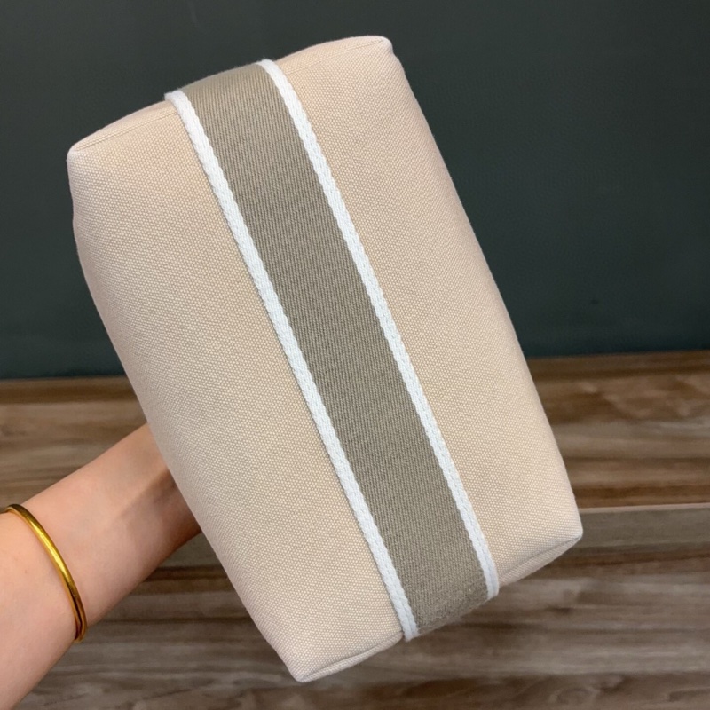 【小巧精緻✨入門之選❤️容量可觀✨】Hermes愛馬仕 小號飯盒包 米色拼灰-4