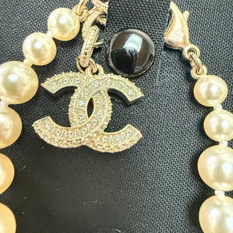 Chanel 不規則珍珠手鏈