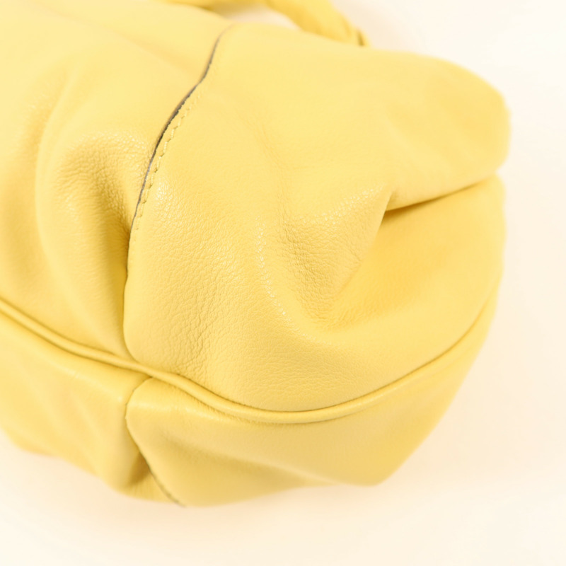 FENDI 牛皮皮革Spy Small金扣手挽肩背兩用袋-13