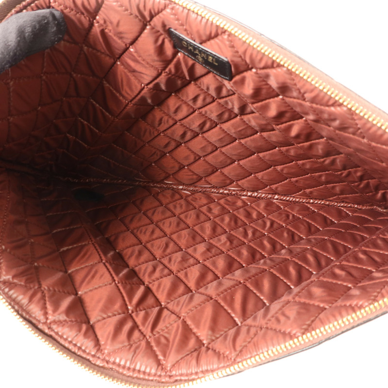 CHANEL 羊皮皮革Pouch金扣小袋-4