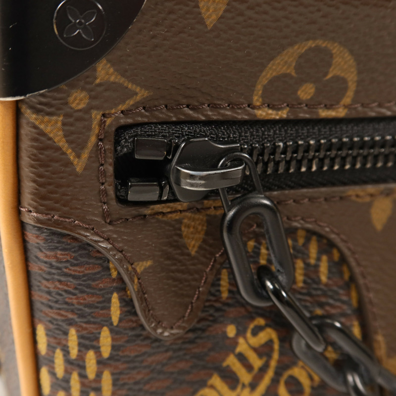 LOUIS VUITTON Damier Giant Ebene × Nigo Mini Soft Trunk肩背袋-9