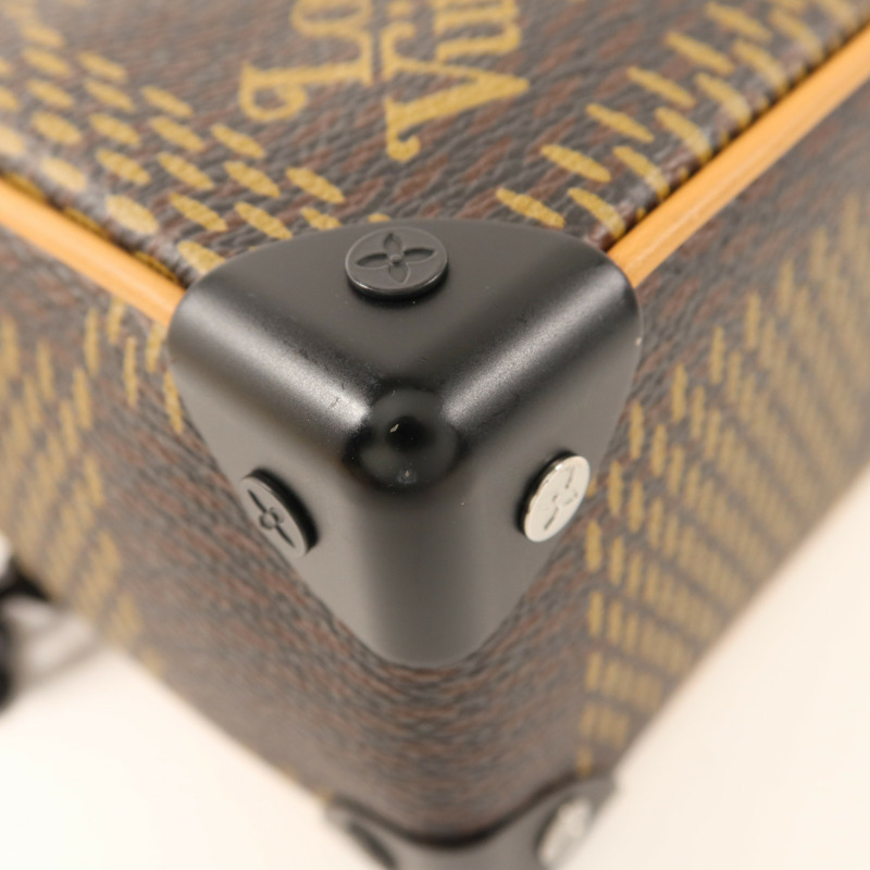 LOUIS VUITTON Damier Giant Ebene × Nigo Mini Soft Trunk肩背袋-13