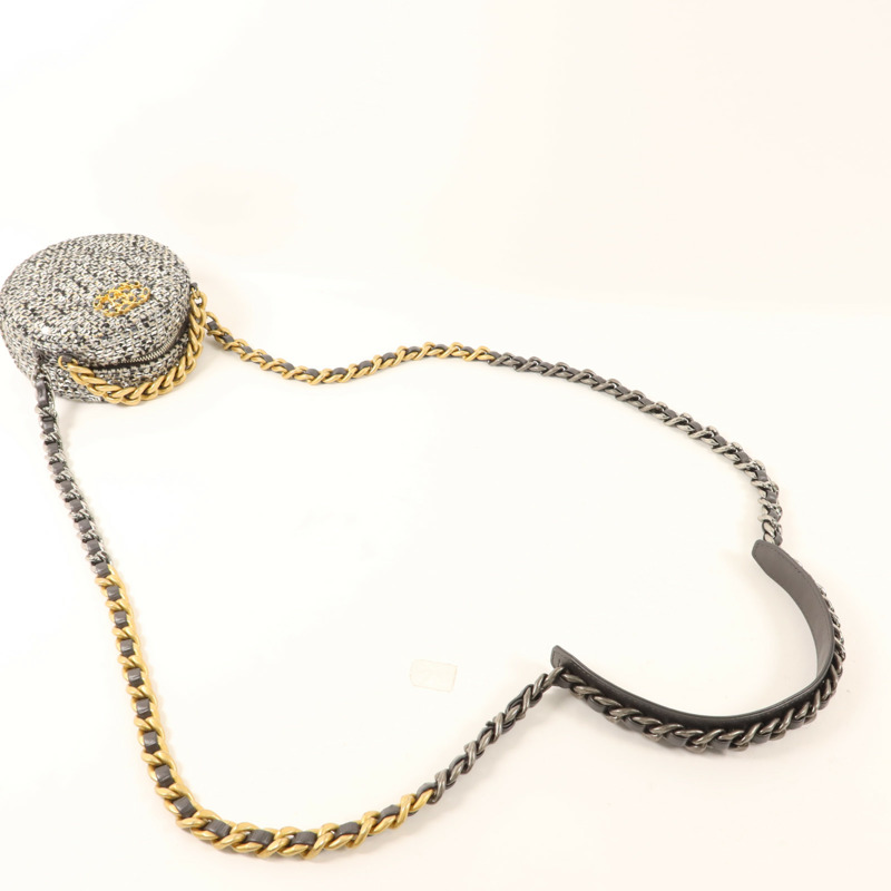 CHANEL 斜紋軟呢/亮片Sequin Chanel 19 Round Mini Clutch手挽肩背兩用袋-4