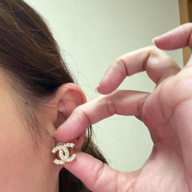 香奈兒。Chanel。基本款雙c耳環-5