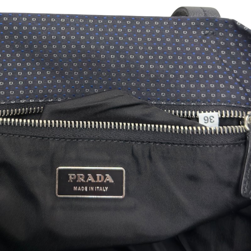 PRADA 三角標 肩背包-17