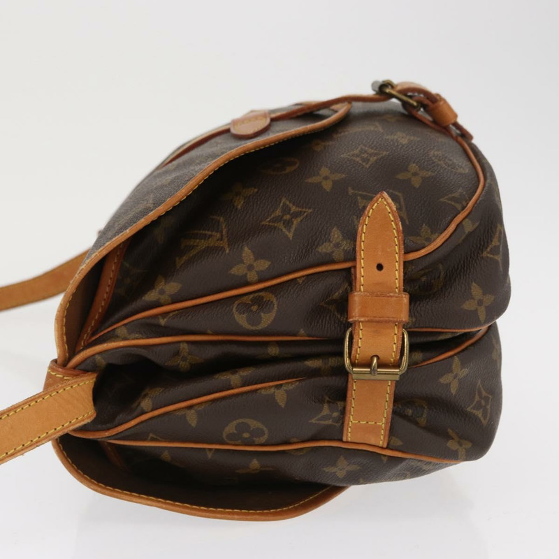 【日本直送】路易威登 Monogram Saumur 30 肩背包 M42256 LV Auth am10631-3
