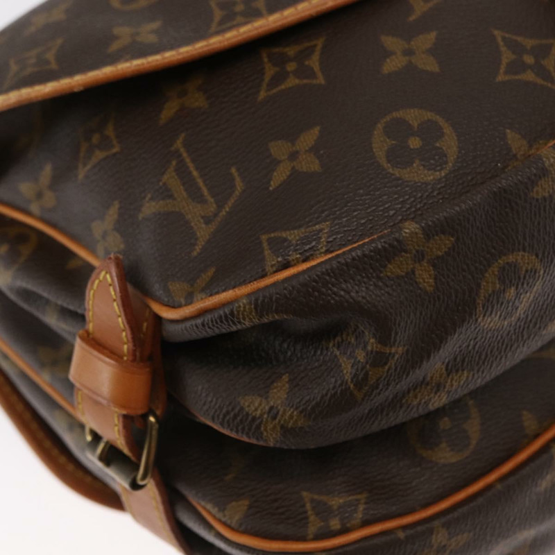 【日本直送】路易威登 Monogram Saumur 30 肩背包 M42256 LV Auth am10631-15
