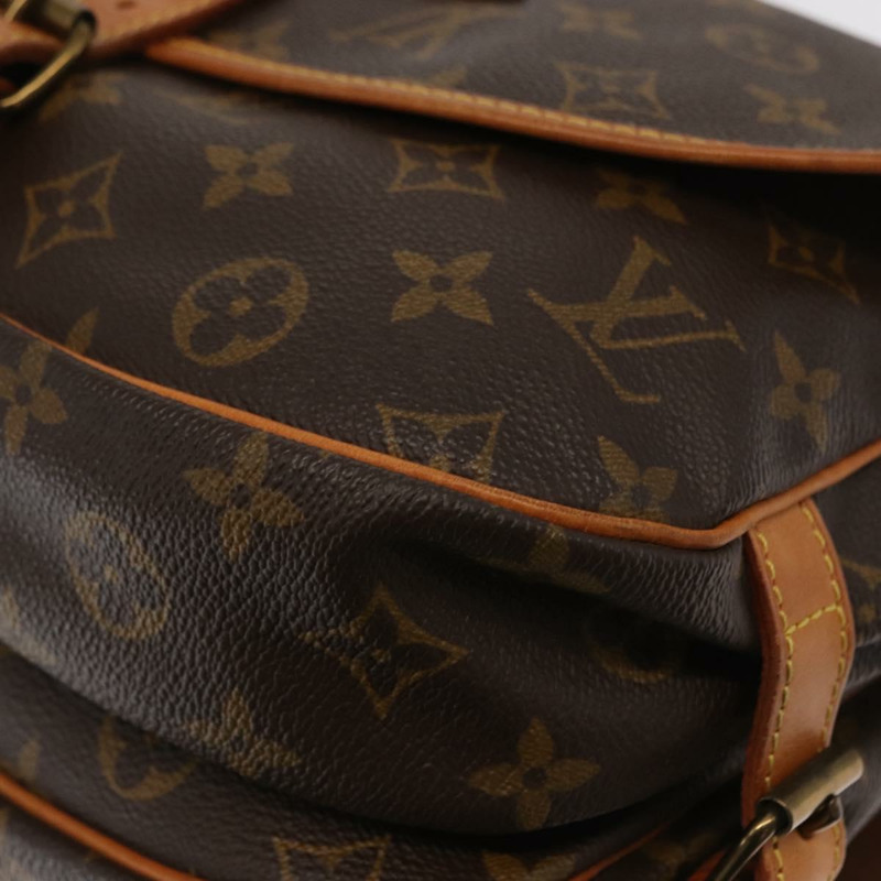 【日本直送】路易威登 Monogram Saumur 30 肩背包 M42256 LV Auth am10631-16