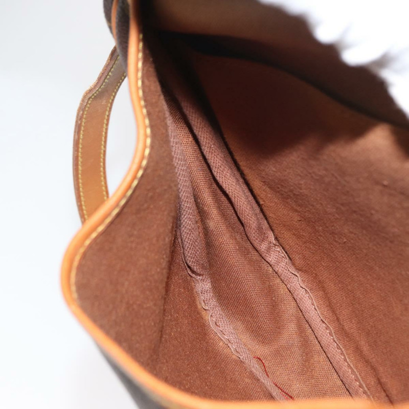 【日本直送】路易威登 Monogram Saumur 30 肩背包 M42256 LV Auth am10631-28