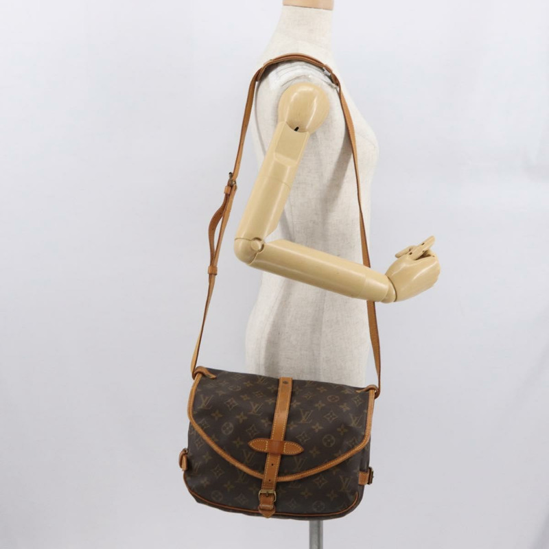 【日本直送】路易威登 Monogram Saumur 30 肩背包 M42256 LV Auth am10631-30