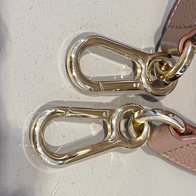 Loewe沙色粒面牛皮金釦中號Puzzle Edge手提肩斜背包-15