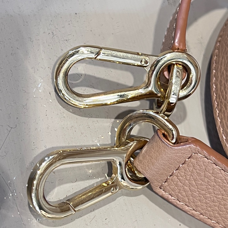 Loewe沙色粒面牛皮金釦中號Puzzle Edge手提肩斜背包-16