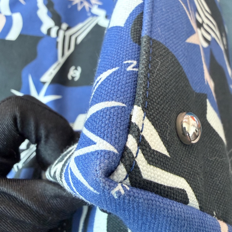 Chanel✨2019C 牛仔布郵輪塗鴉沙灘包購物包托特包 27開-16