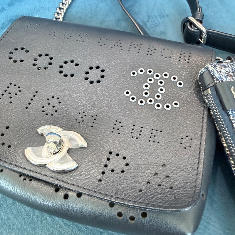 Chanel✨黑銀鏤空鏈條包斜背包腰包子母包 台灣購證-8