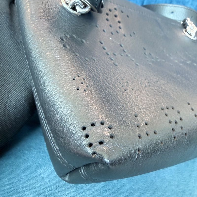 Chanel✨黑銀鏤空鏈條包斜背包腰包子母包 台灣購證-19