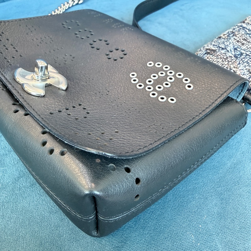 Chanel✨黑銀鏤空鏈條包斜背包腰包子母包 台灣購證-22