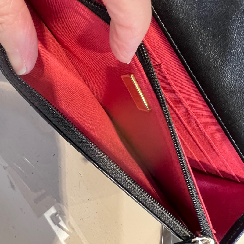 Chanel 黑羊皮大菱格紋19WOC霧銀釦3色鏈手提斜背包-11