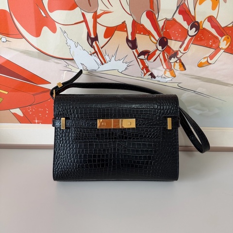 YSL 曼哈頓鰐魚壓紋牛皮黑金 小號 尺寸約24×18×6cm 附件：肩帶 防塵袋