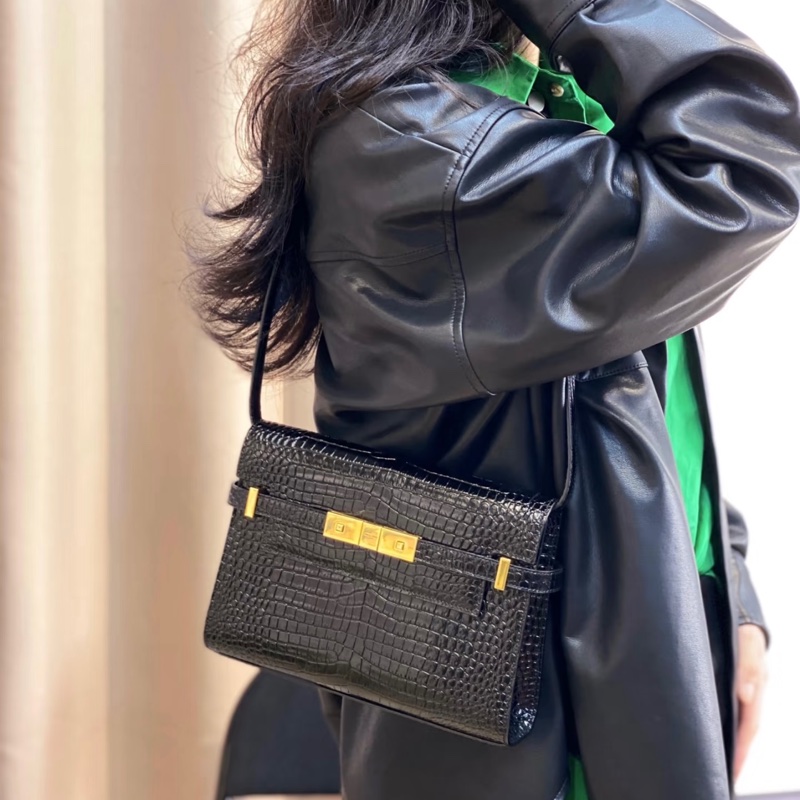 YSL 曼哈頓鰐魚壓紋牛皮黑金 小號 尺寸約24×18×6cm 附件:肩帶 防塵袋-10