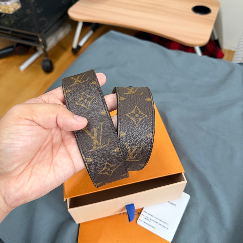 Lv老花黑色肩帶 (J02288)-2