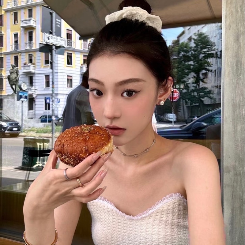 香奈兒。24b小金豆耳環。-7