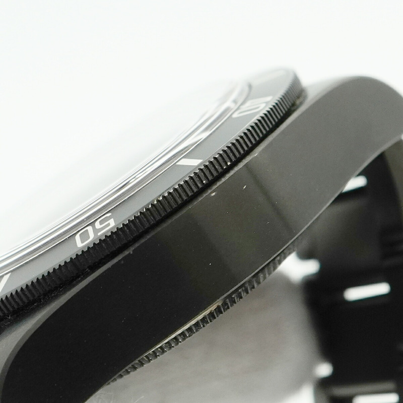 帝舵碧灣系列深色錶盤男士腕錶 79230DK-7