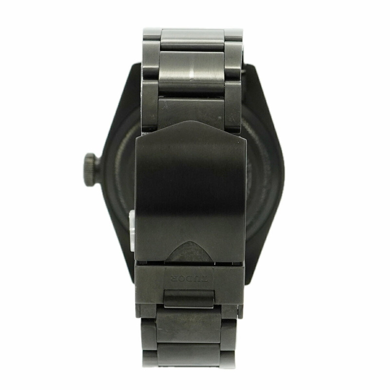 帝舵碧灣系列深色錶盤男士腕錶 79230DK-8