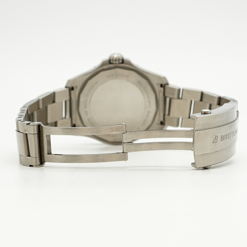 百年靈復仇者A32320藍色錶盤男士腕錶-4