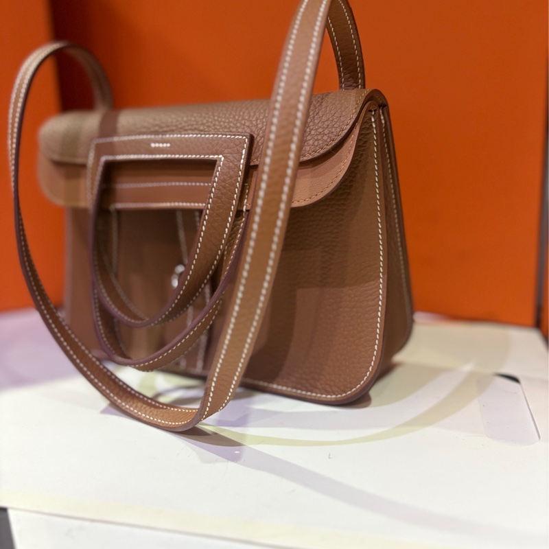 2025入手全新Hermes 稀有金棕Halzen mini Clemence gold-1