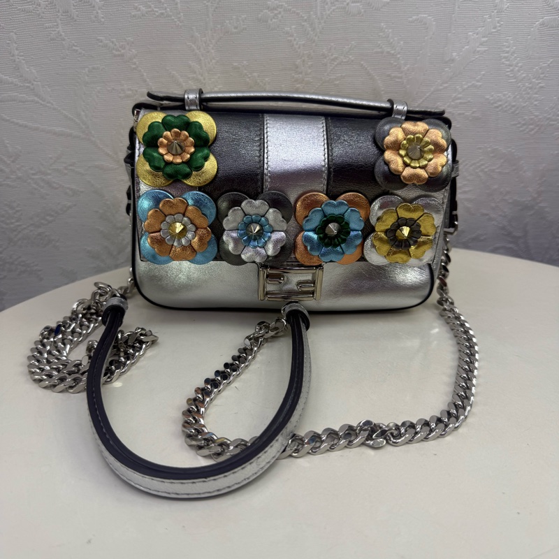 Fendi Baguette Cage leather handbag-2