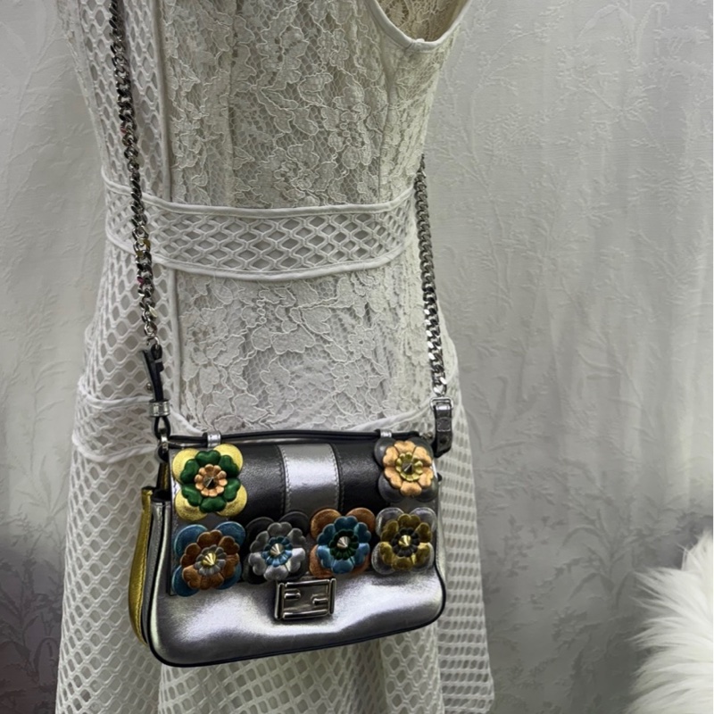 Fendi Baguette Cage leather handbag-8