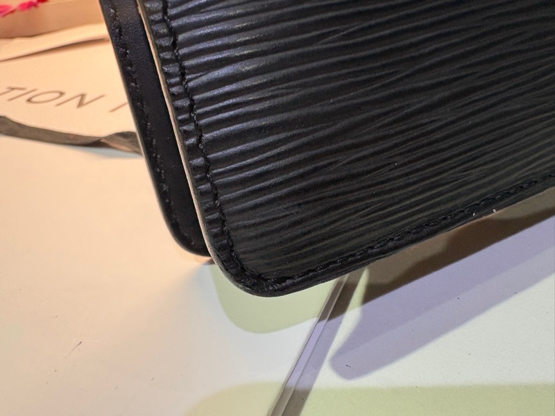 Louis Vuitton black Epi Leather Sac Plat PM Bag 手提公事包-5