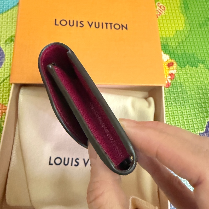 LV老花紅色對夾、零錢包-6