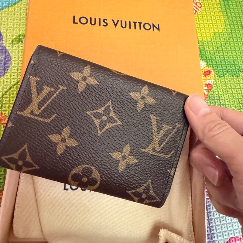 LV老花紅色對夾、零錢包-8