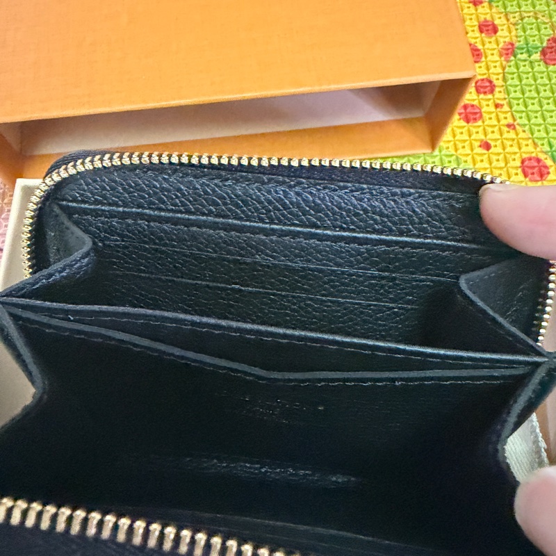 【商品名稱】:LV黑色ㄇ字對夾、卡夾-8