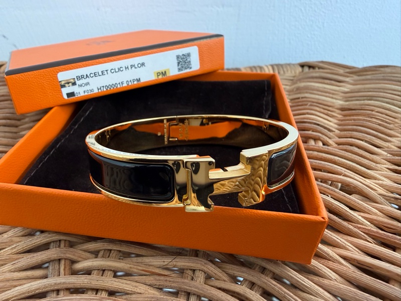 近新HERMES CLIC H黑色金釦H手環-4