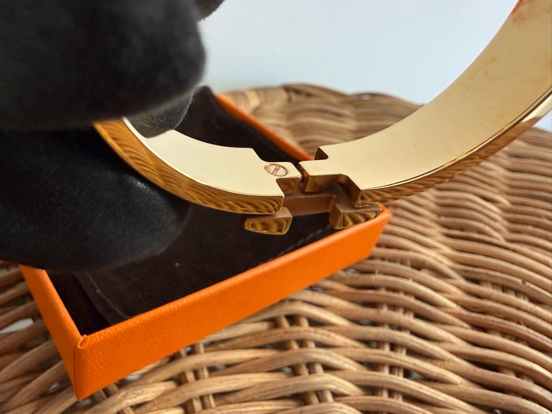 二手HERMES CLIC H栗子色金釦H手環-4