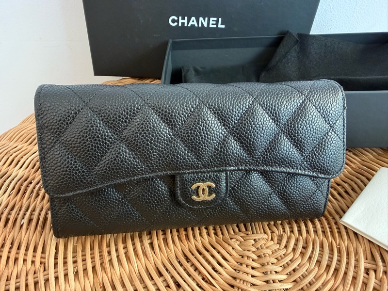 二手真品CHANEL黑色荔枝皮金釦coco翻蓋長夾AP0241-0