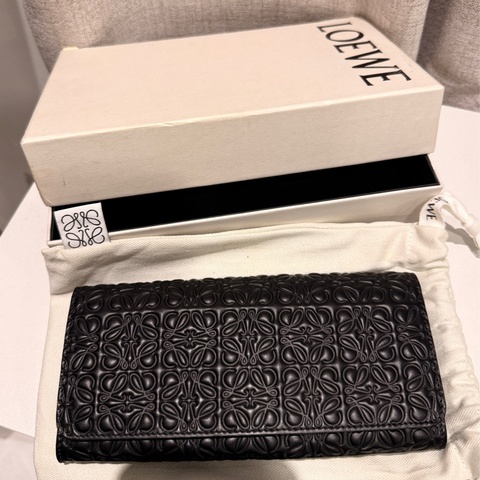 Loewe 滿版老花長夾